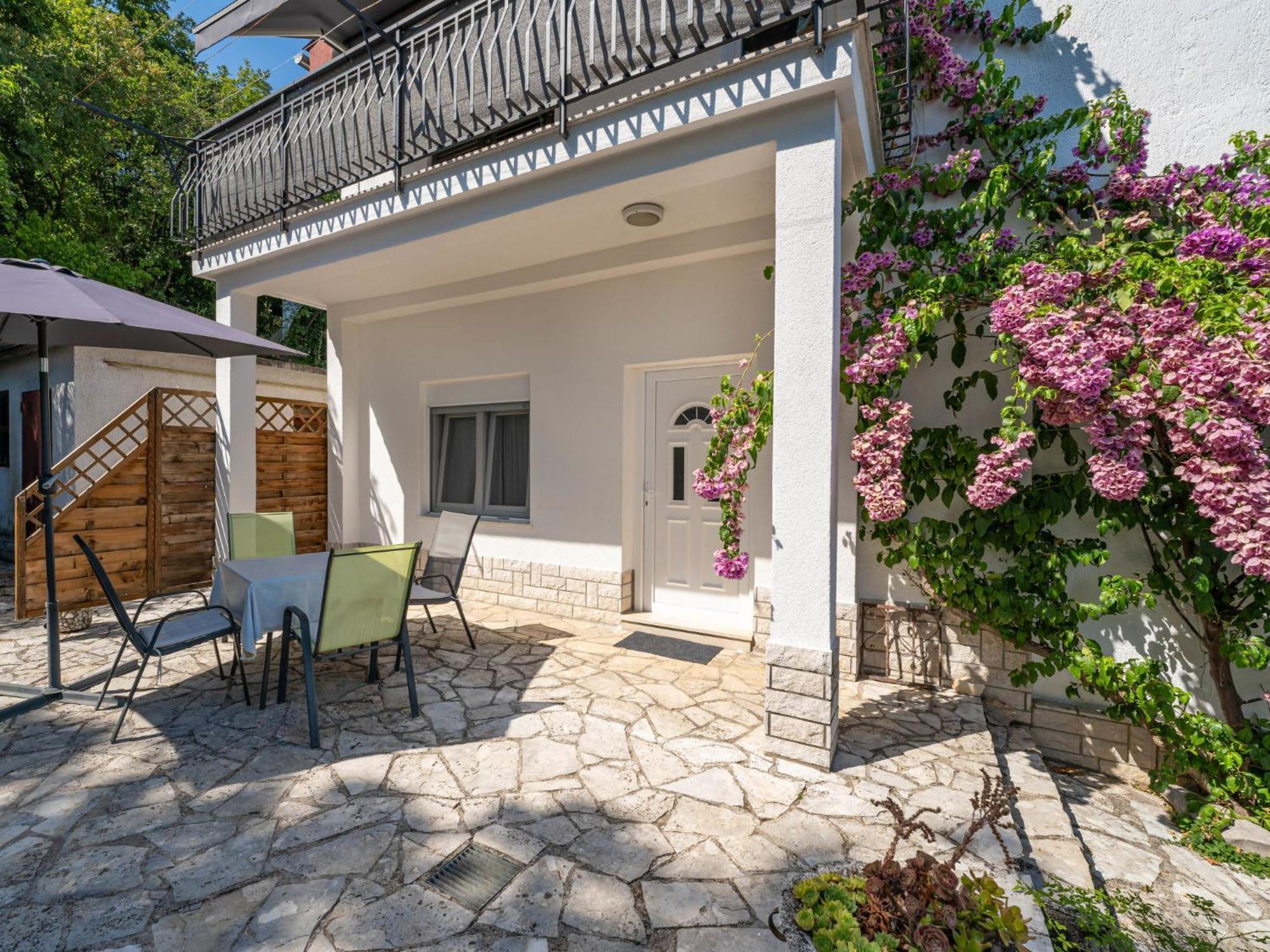 Apartment Emil By Interhome Lovran Exterior foto